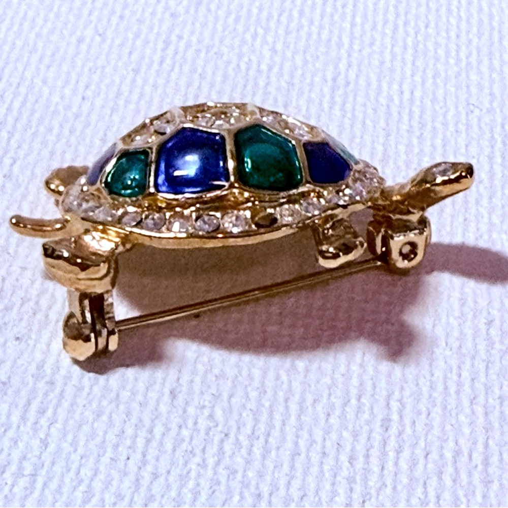 Vintage Gold Tone Enamel & Rhinestone Turtle Brooch Pin - Picture 5 of 11